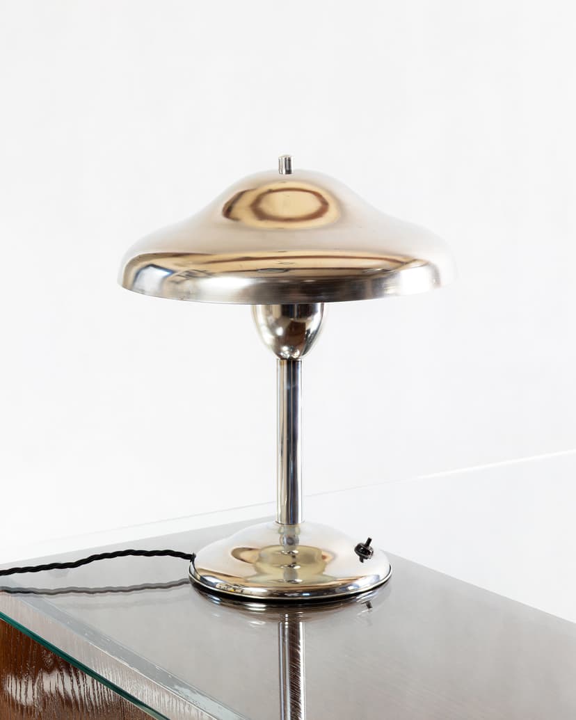 Chrome table lamp – 1920–1940