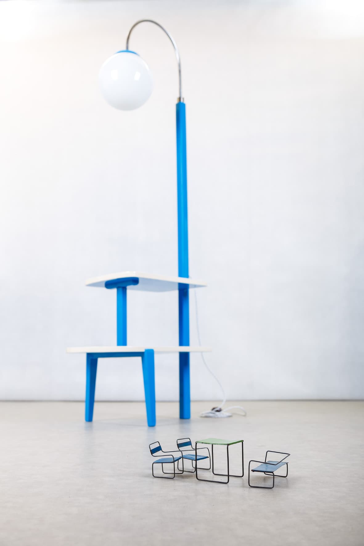 Stojací lampa Thonet – Funkcionalismus – 1920–1940