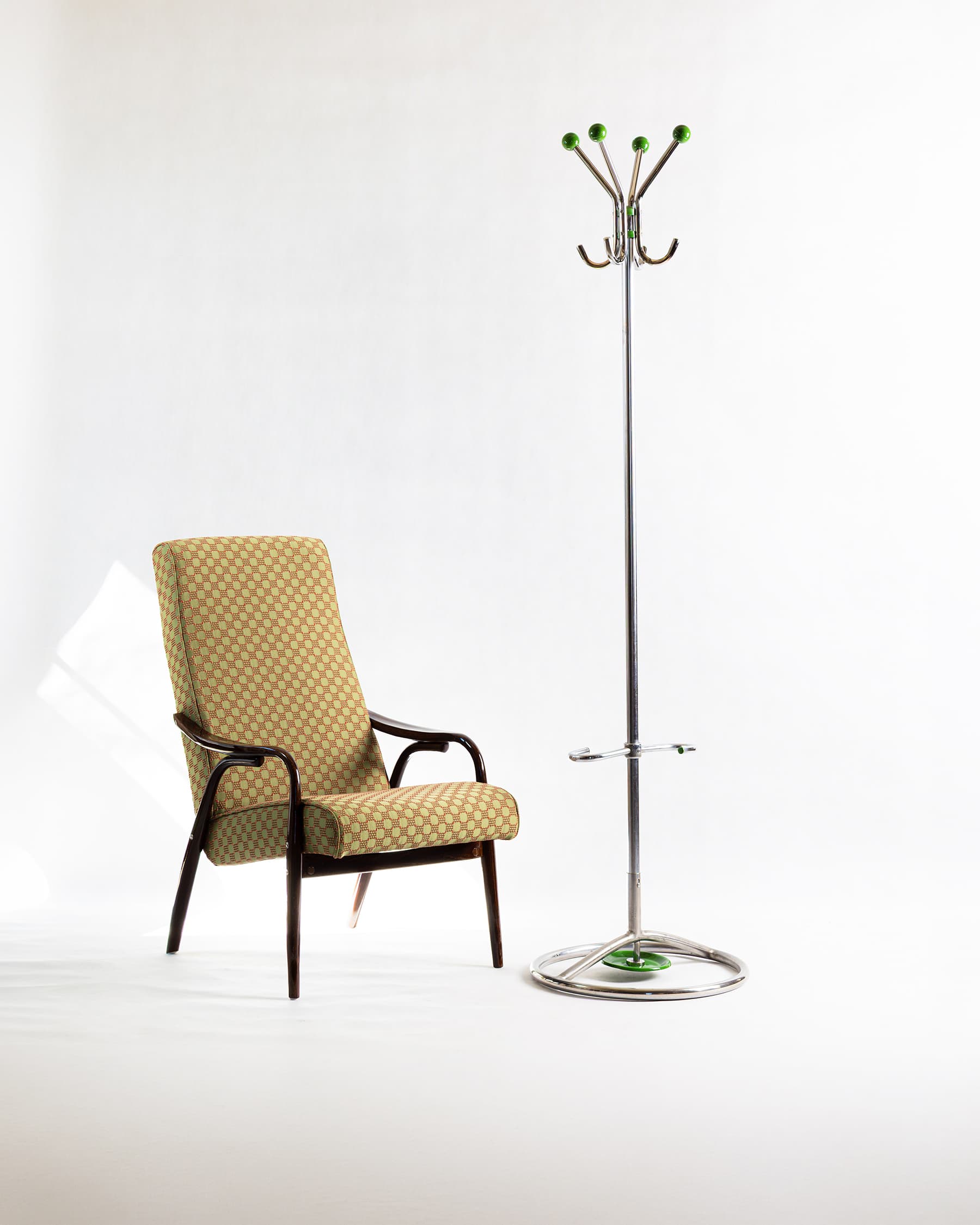 Křesla TON – Brusel / Mid-century modern – 1950–1970