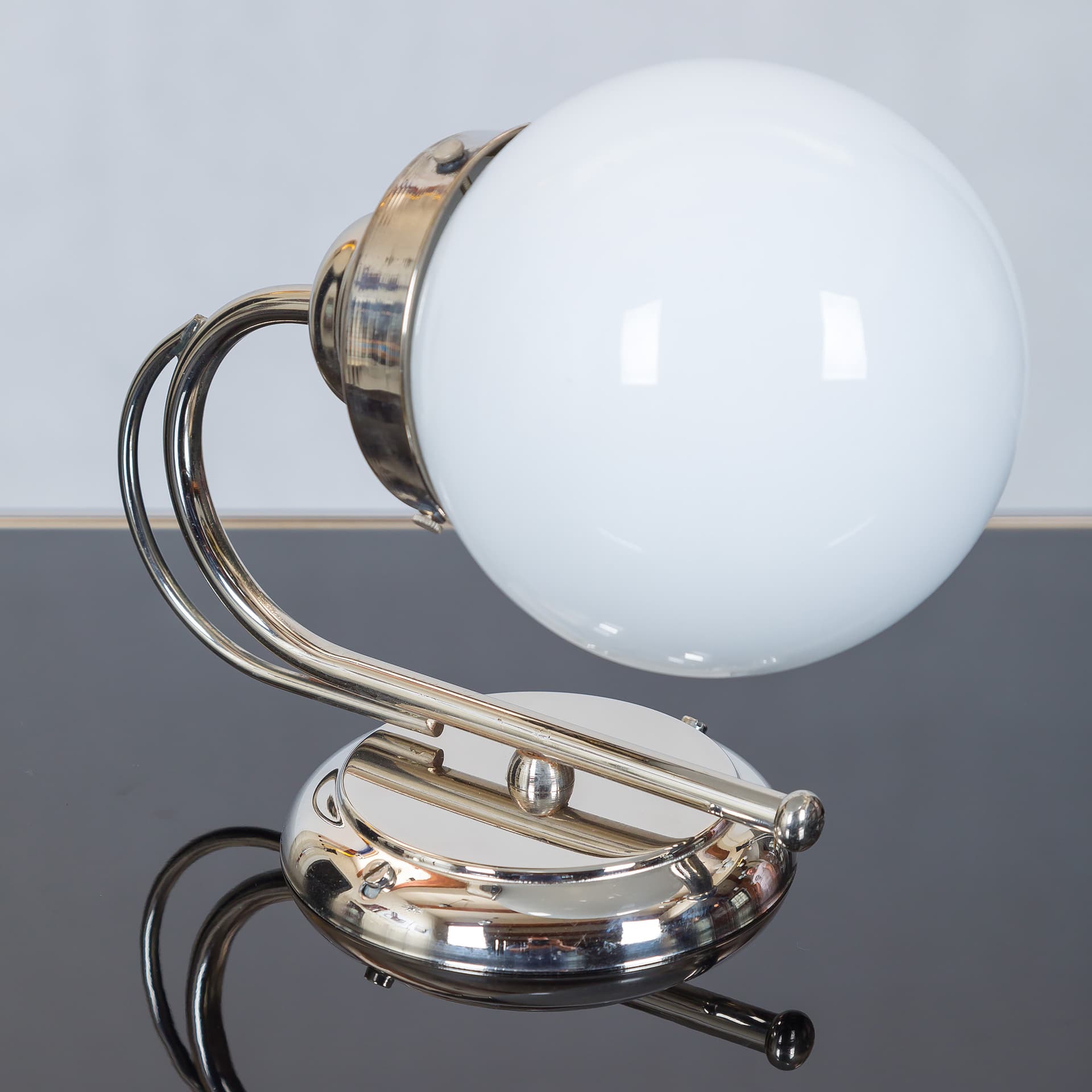 Lampa nástěnná – 1920–1940