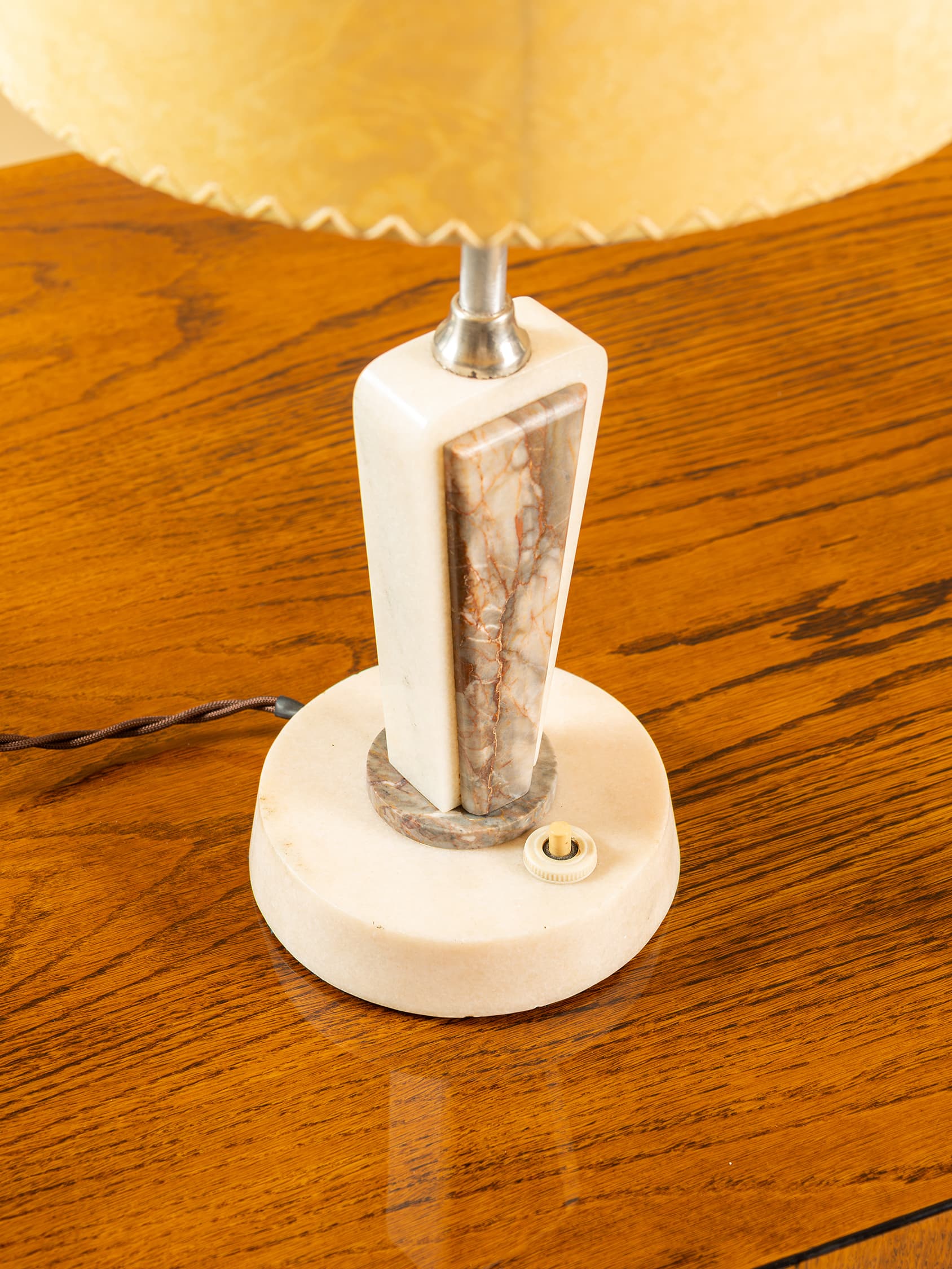 Stolní lampa mramor – 1920–1940