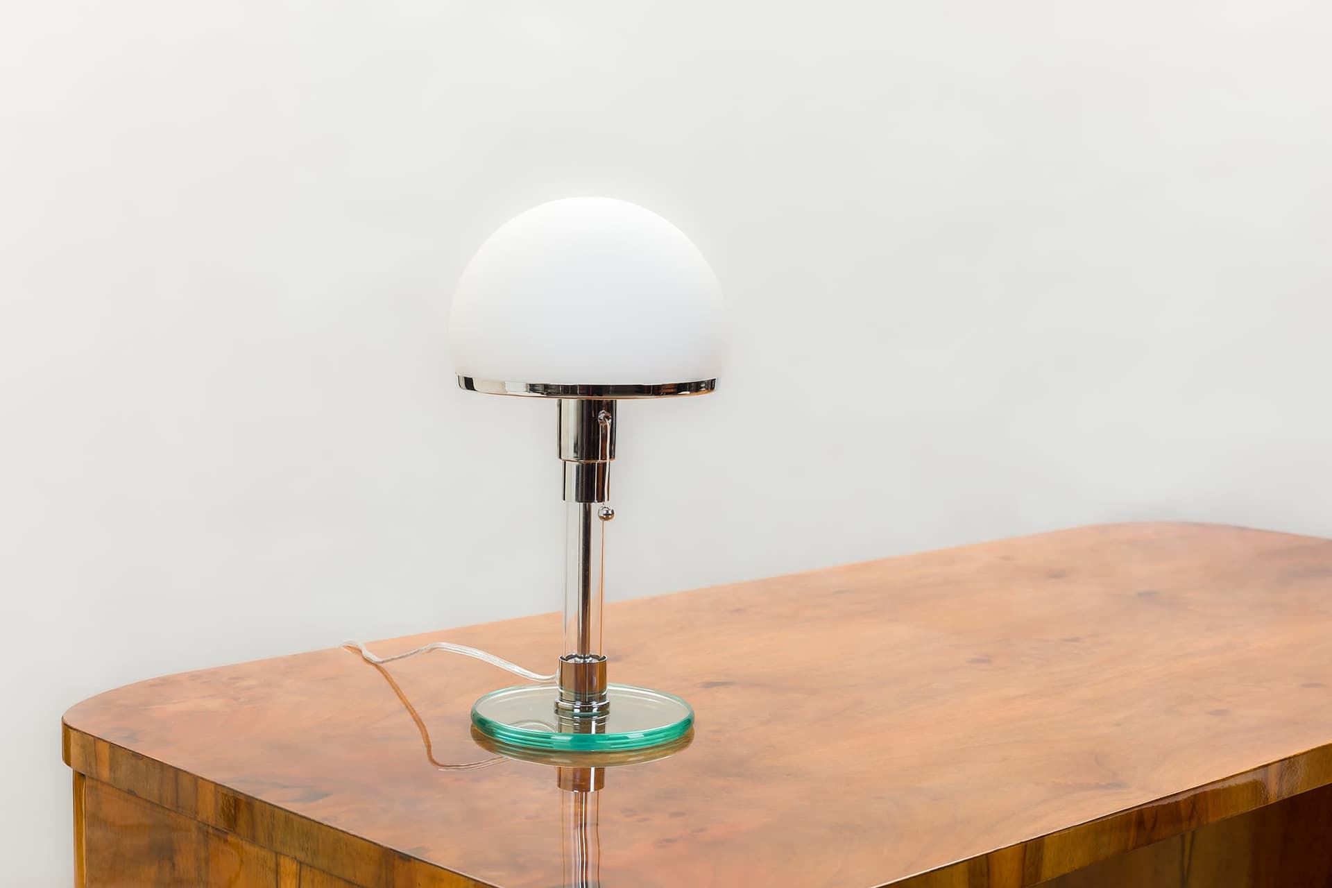 Lampa stolní