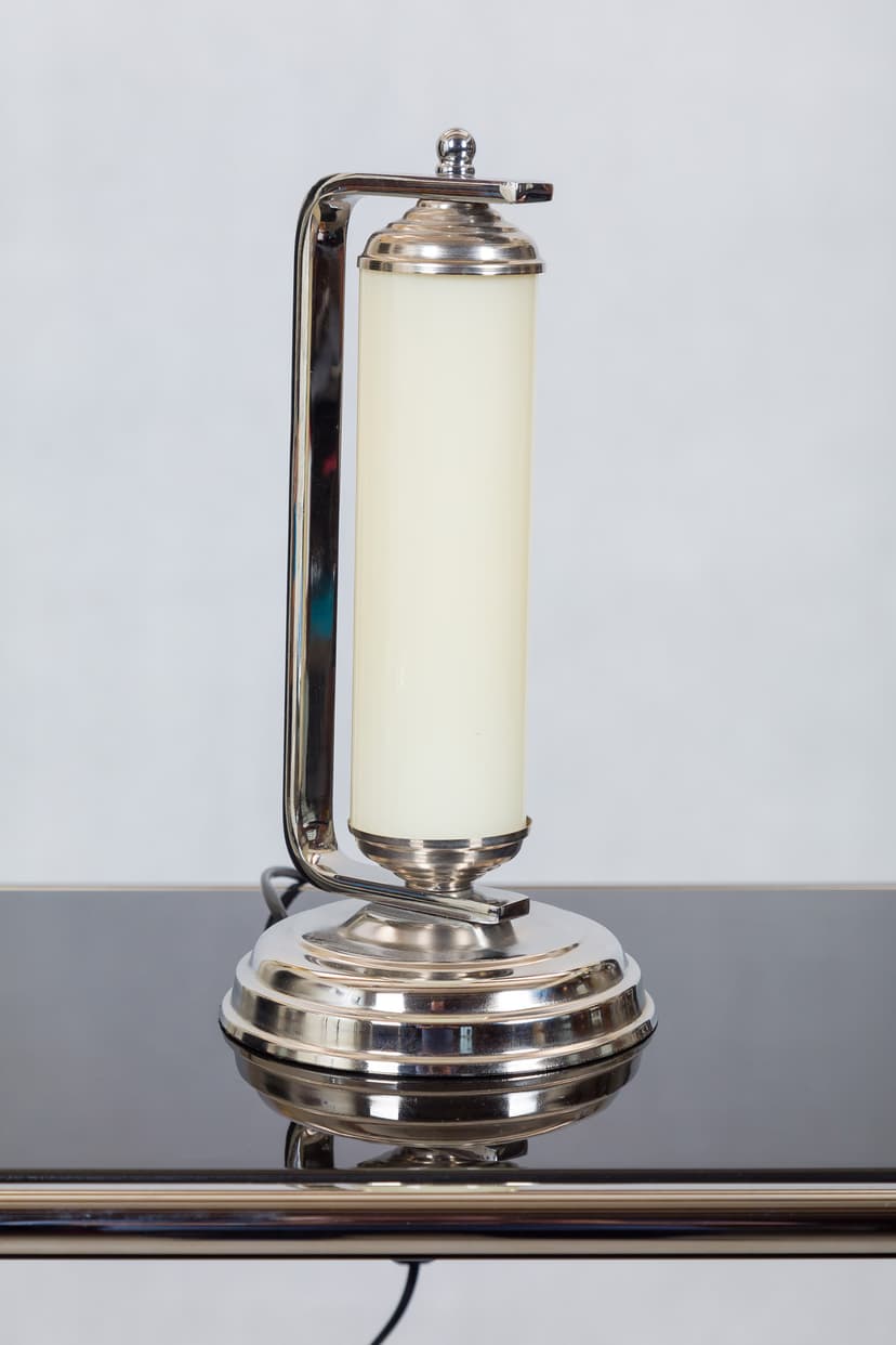 Lampa stolní tubus – Funkcionalismus – 1920–1940
