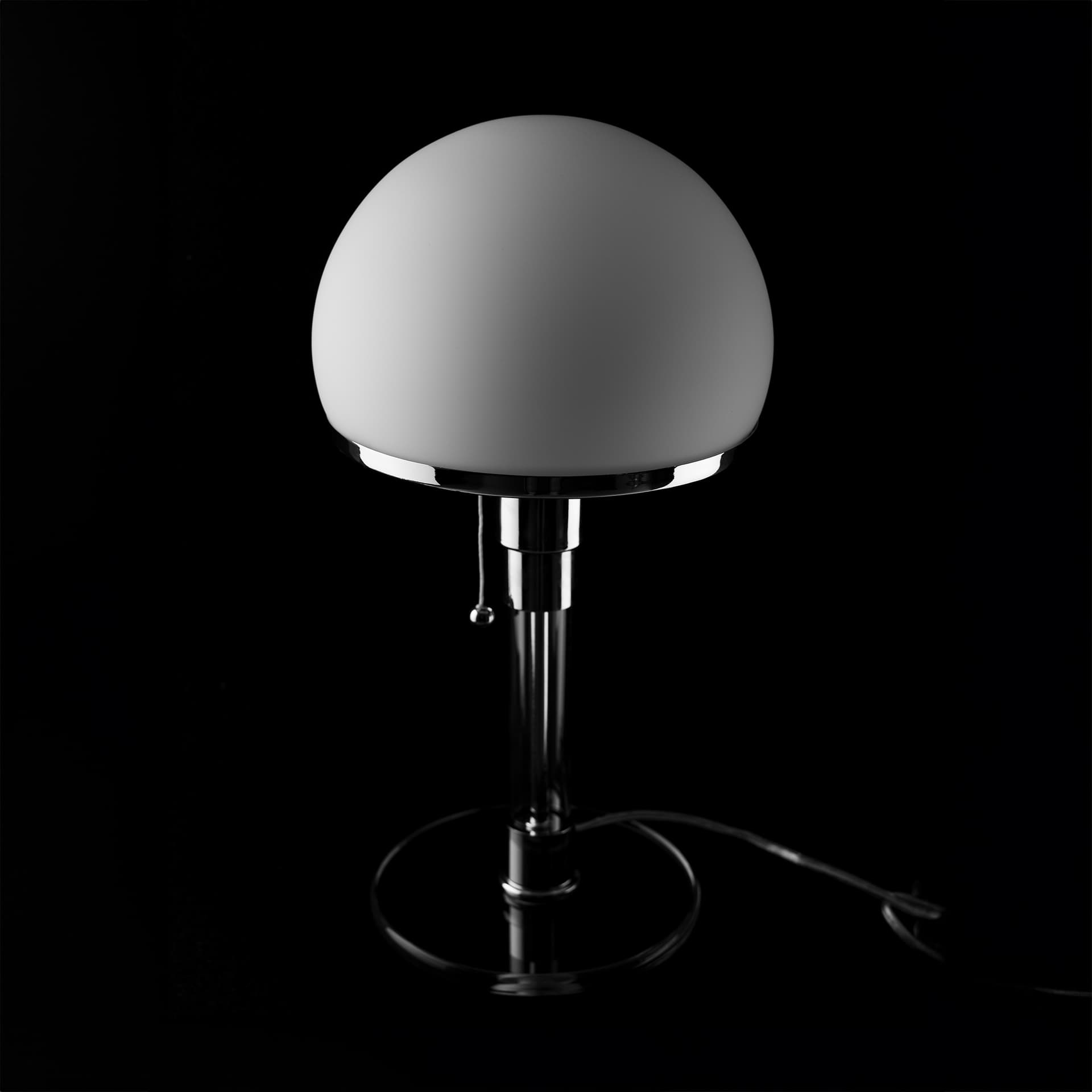 Lampa stolní – Funkcionalismus – 2000–nyní