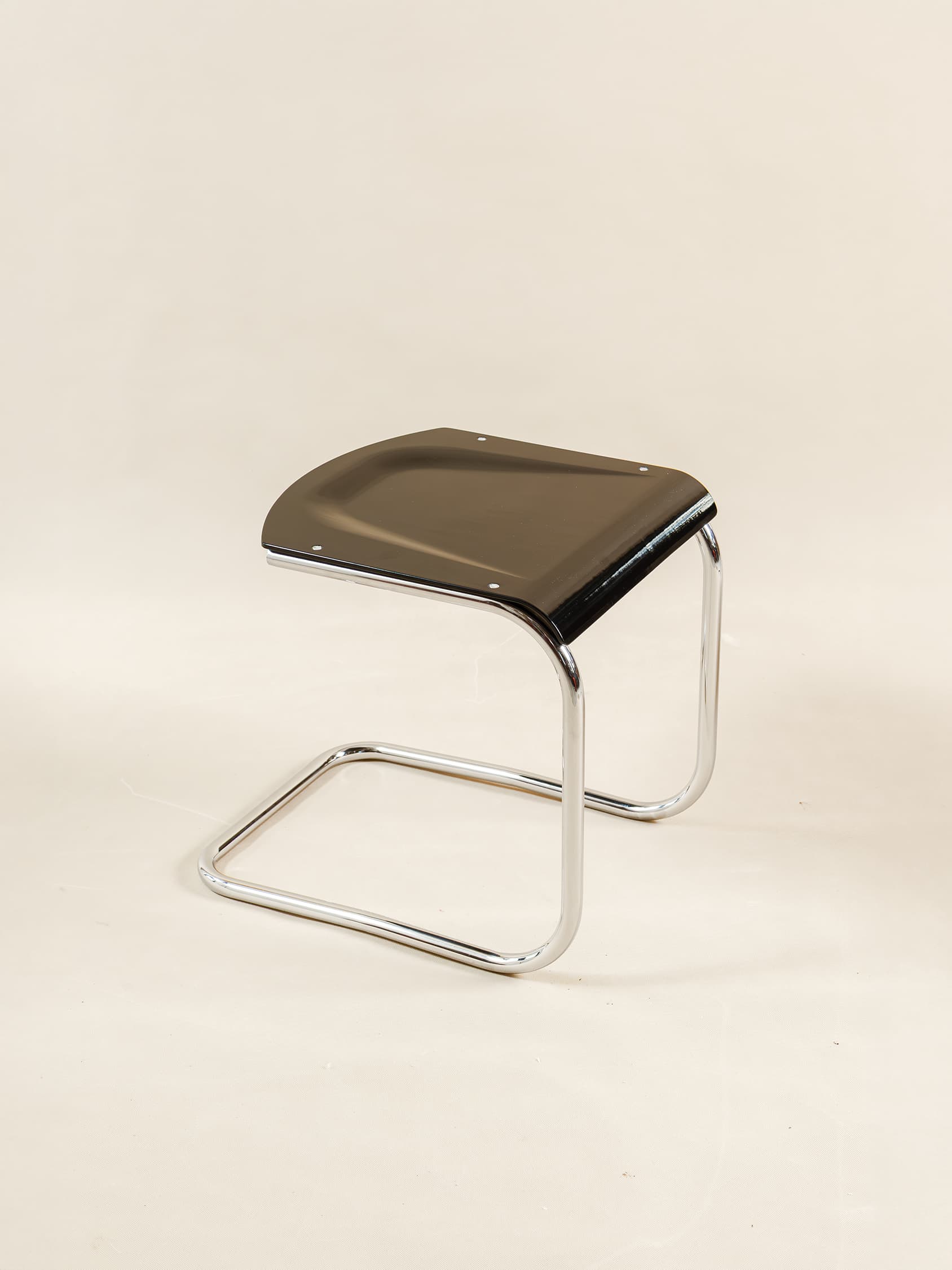Židle pružící – Slezák – Funkcionalismus / Bauhaus – 1920–1940