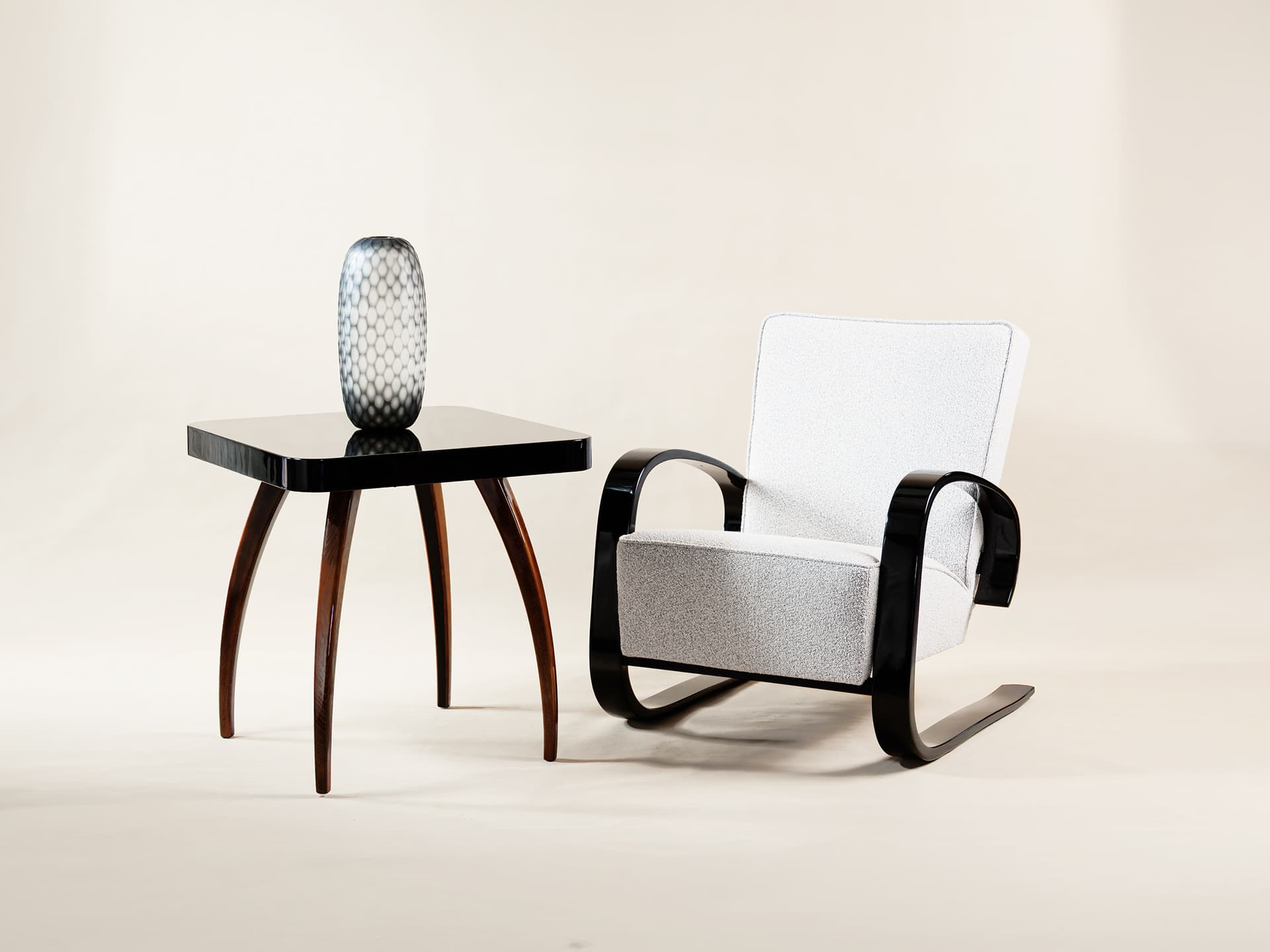 Křesla "tank" Alvar Aalto/Miroslav Navrátil – Funkcionalismus – 1920–1940