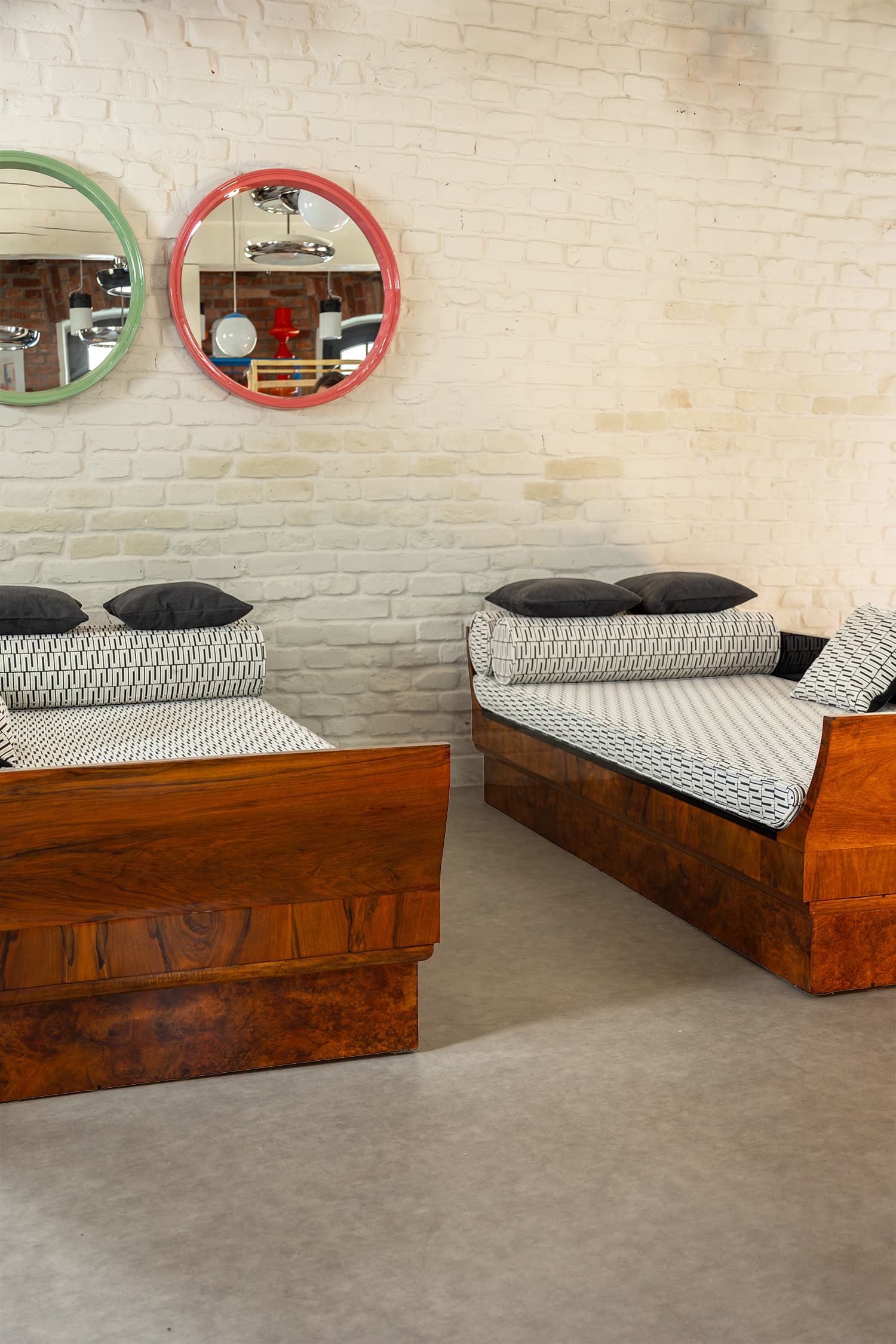 Sofa art deco tulipán – Jindřich Halabala – Art Deco – 1920–1940
