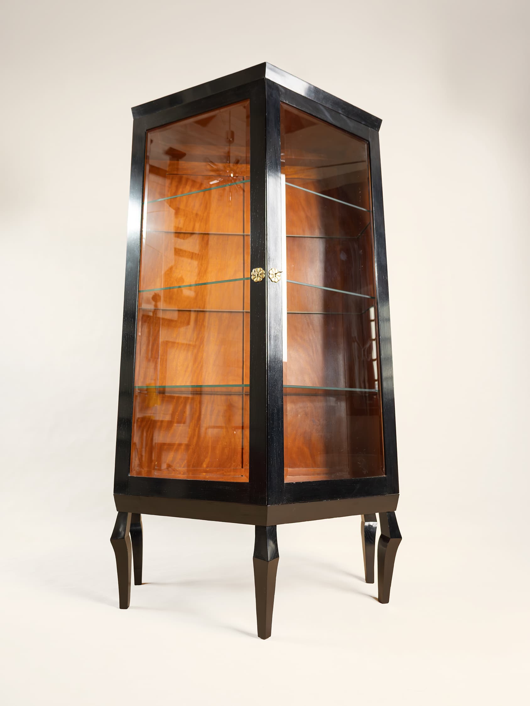 Kubistická vitrína – Funkcionalismus / Bauhaus – 1980–1990
