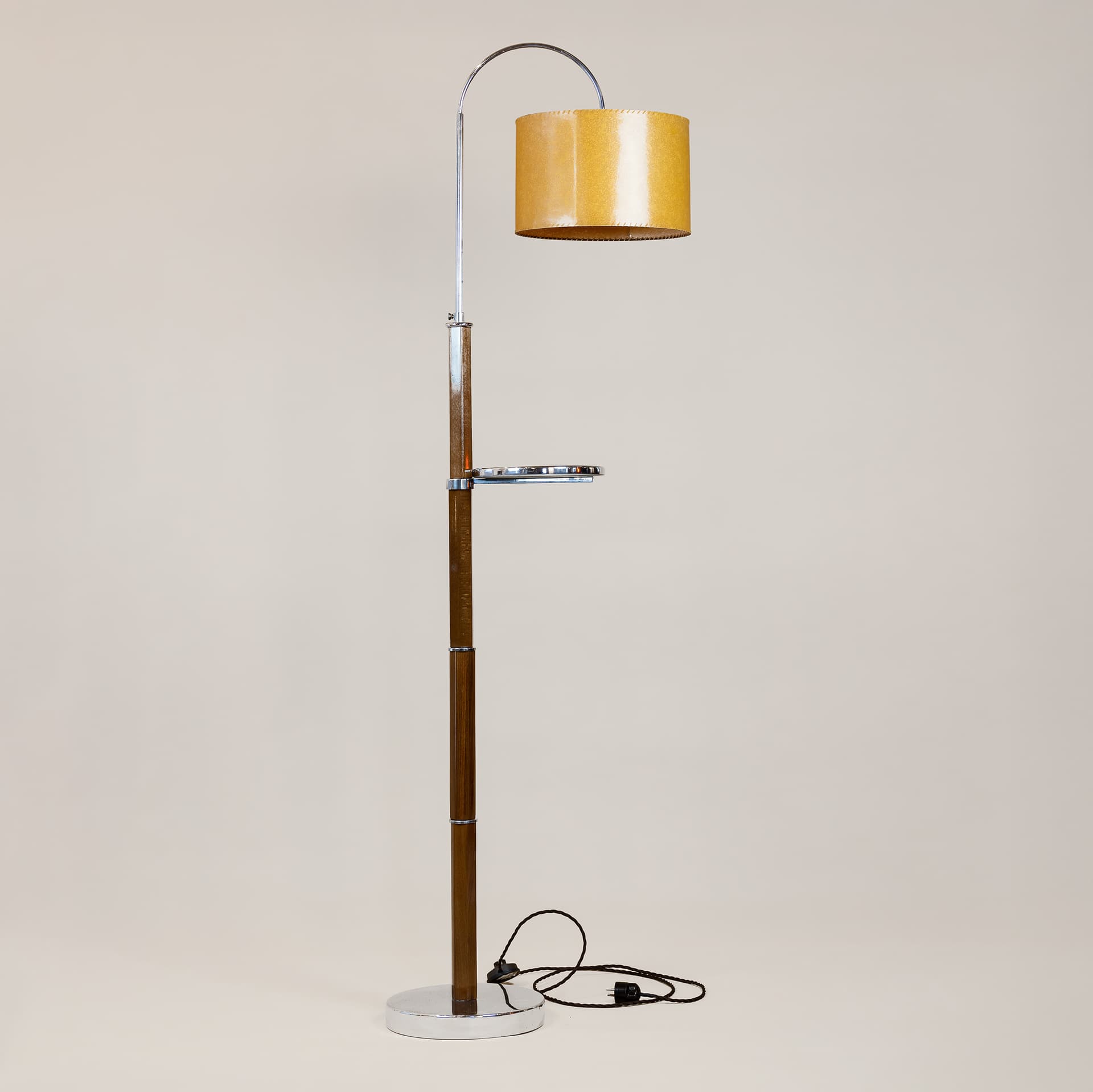 Stojací lampa