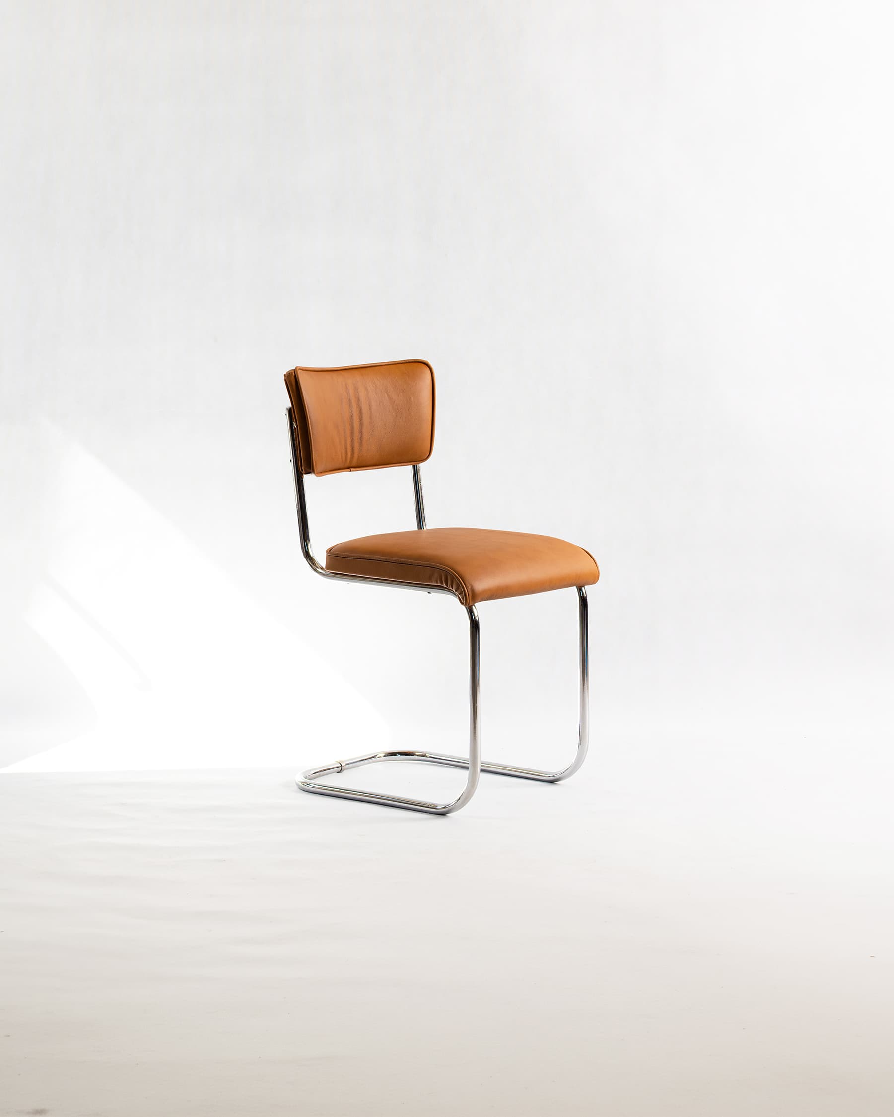 Židle pružící – fa. Slezák – Funkcionalismus / Bauhaus – 1920–1940