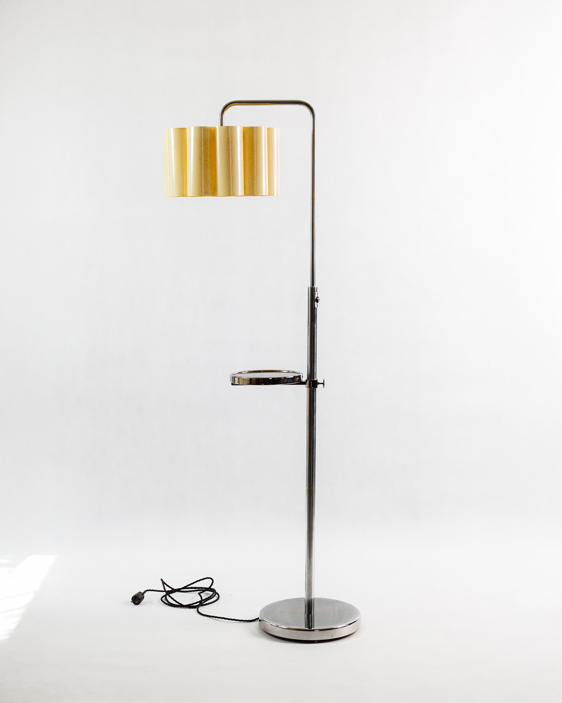 Floor lamp – 1920–1940
