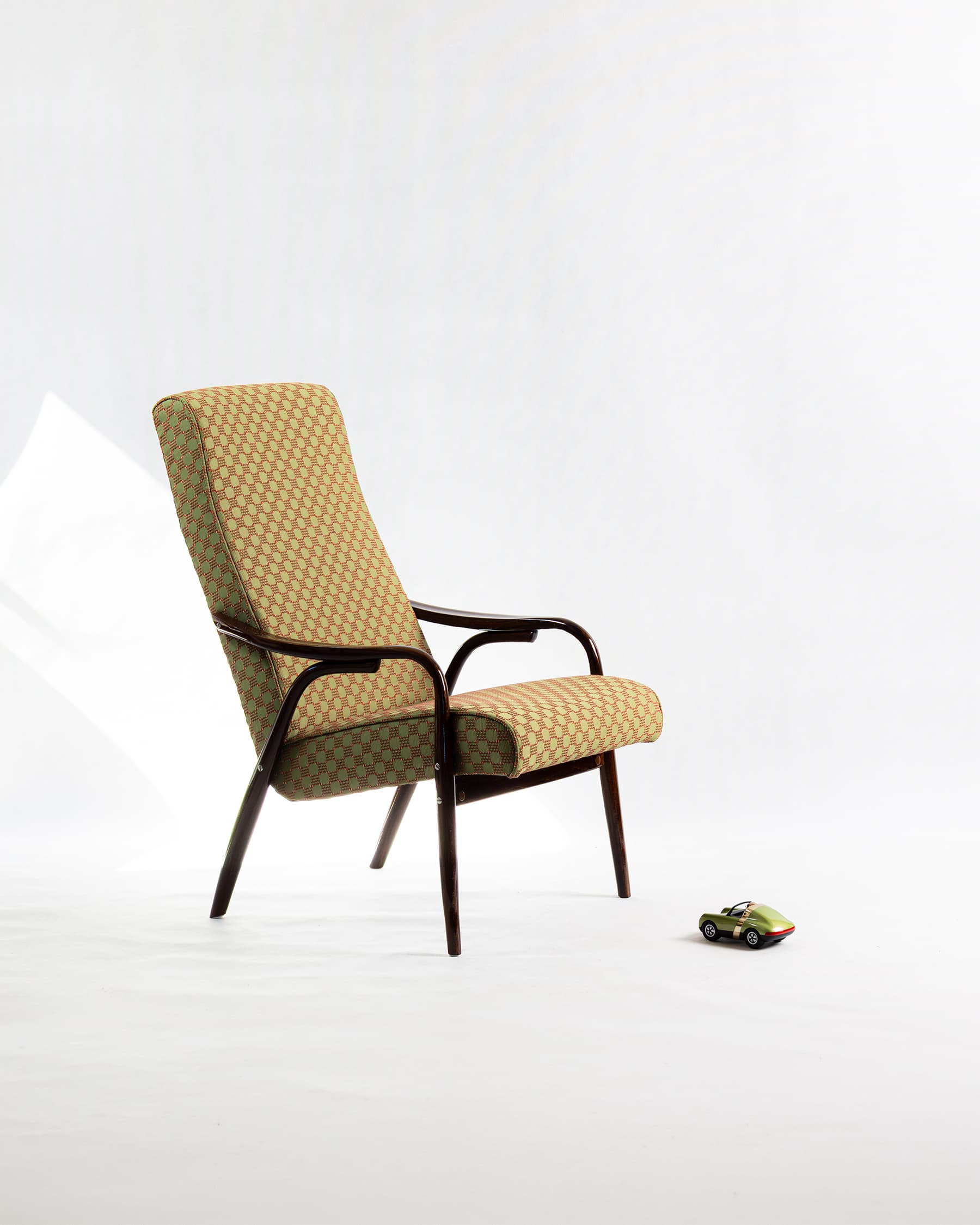 Křesla TON – Brusel / Mid-century modern – 1950–1970
